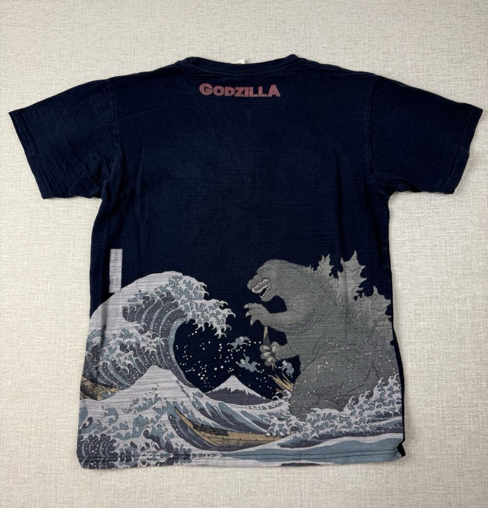 Godzilla Toho Wave Limited Collectors Shirt Japanese Traditional Print, LARGE